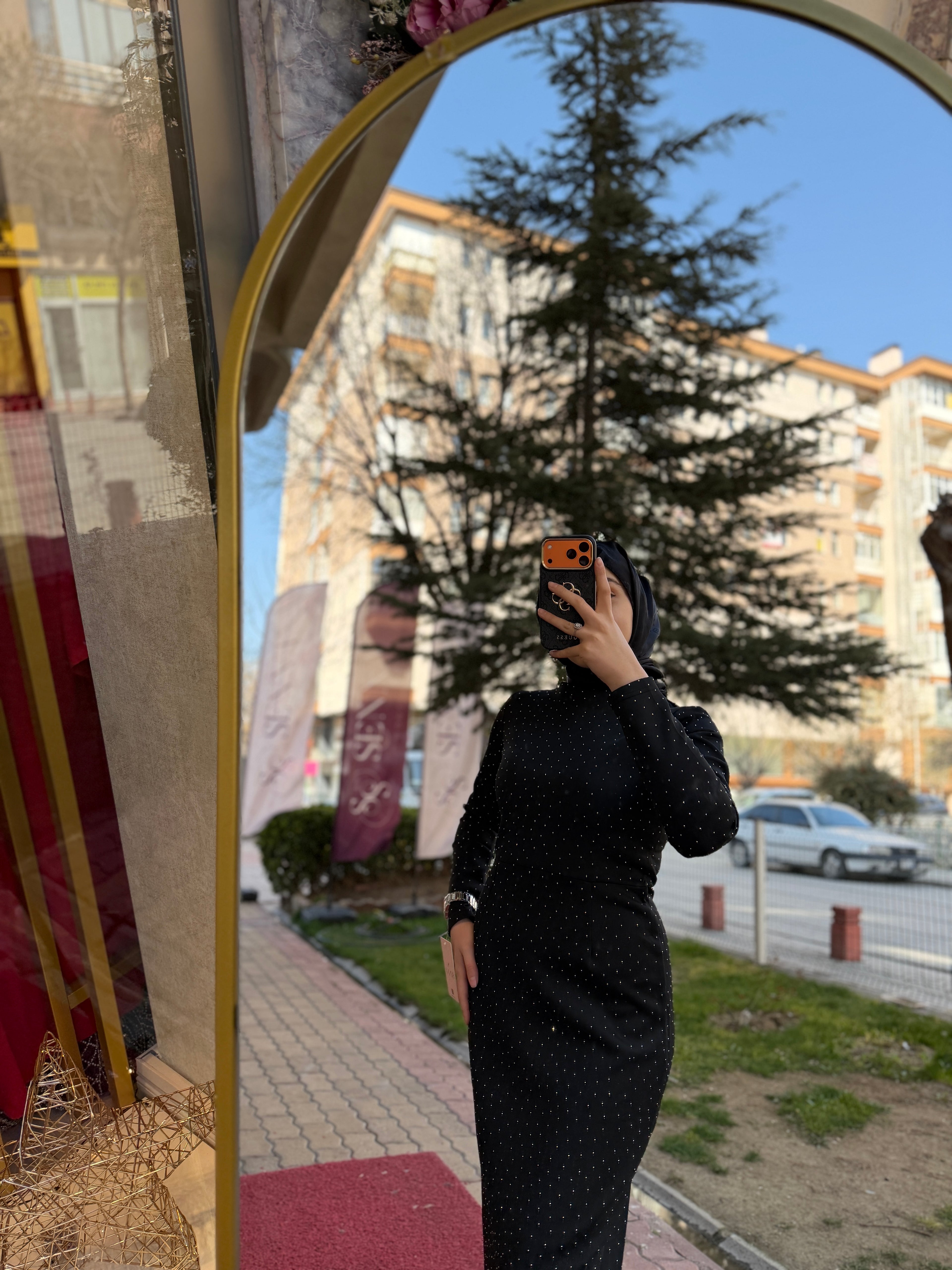 Kristal Işıltılı Siyah Kalem Elbise