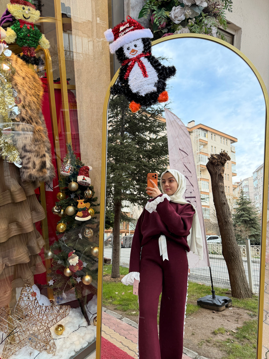 Bordo Fırfır Detaylı Takım