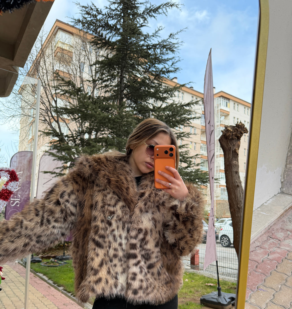 Leo Crop Kürk